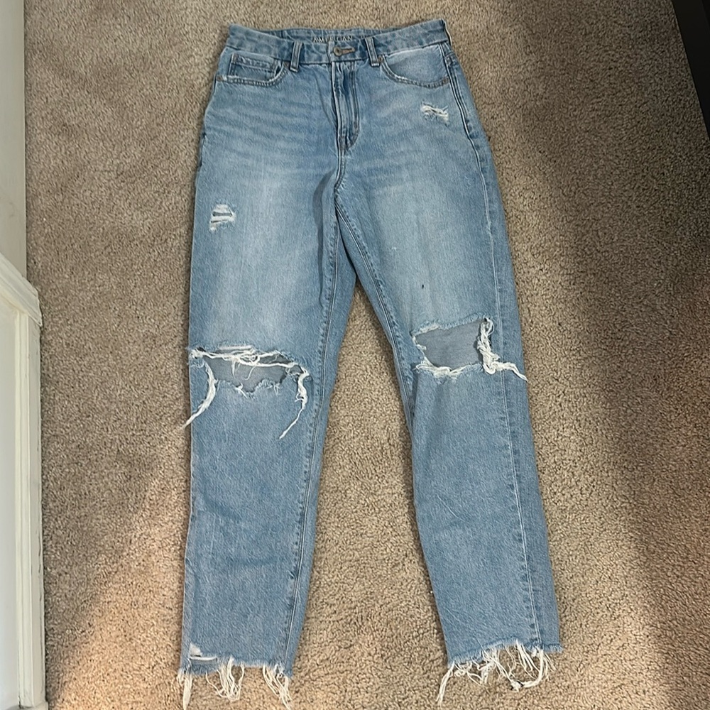 American Eagle mom jeans